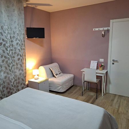 Sweet Harbour B&B Pesaro Buitenkant foto