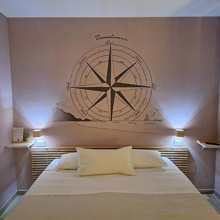 Sweet Harbour B&B Pesaro Buitenkant foto